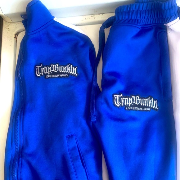 Custom Tracksuit “ Trap Bunkin “ Size M(8-10) Boys - Picture 1 of 3